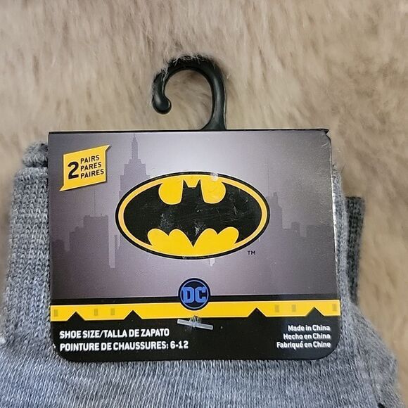 DC COMICS BATMAN SOCKS, 2 PAIRS - NEW! - Picture 2 of 7